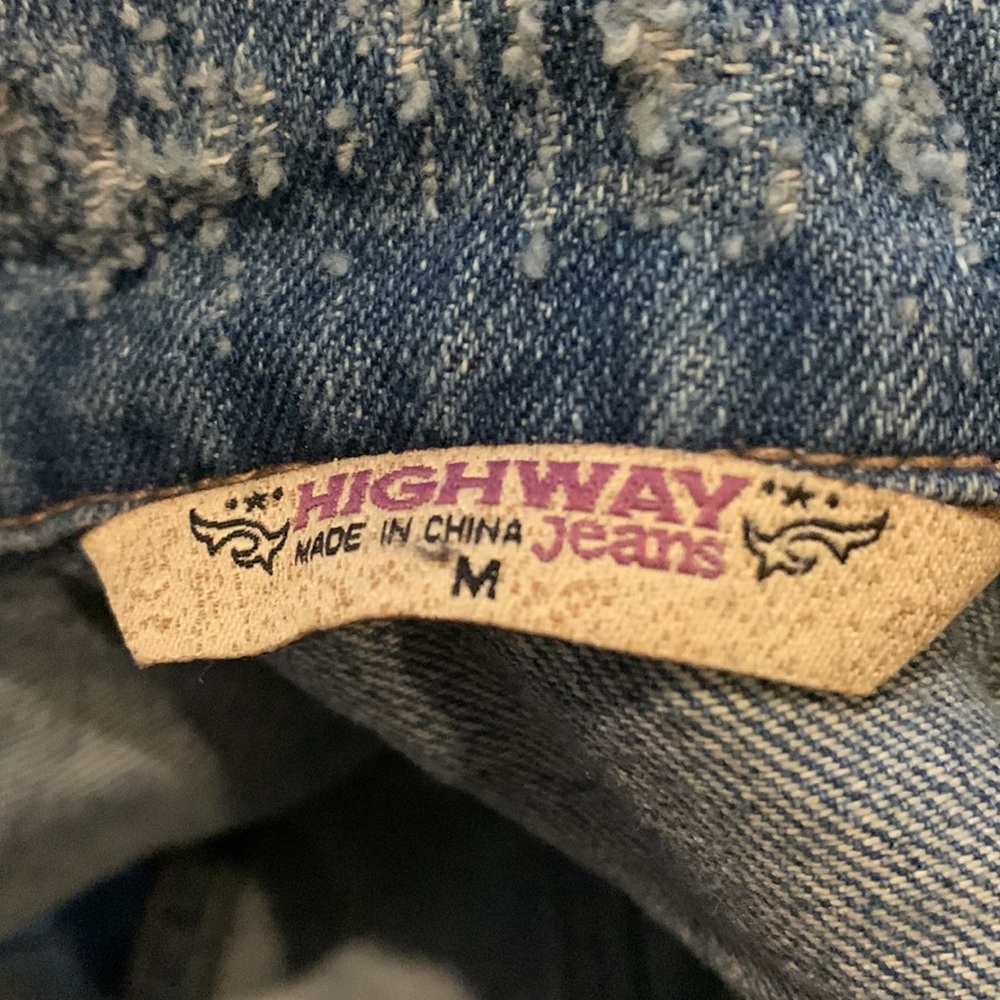 Size medium, Jean jacket - Picture 3 of 3